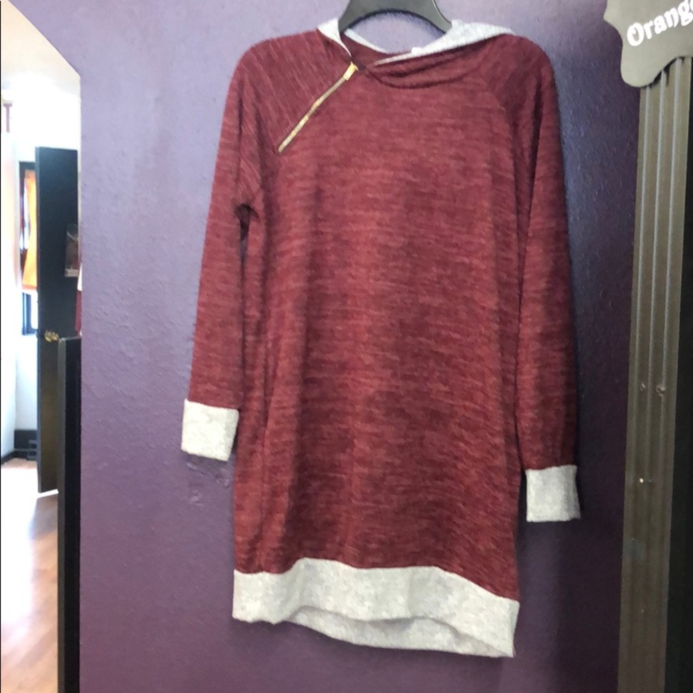 Hooded sweatshirt